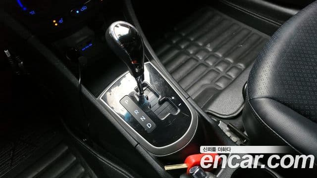 Hyundai Accent(новый кузов / новое поколение) Premier, 2011 9