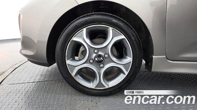 Kia All New Morning Luxury, 2012 все фото