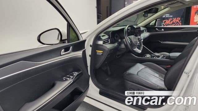 Kia K5 3세대 Prestige, 2020 10