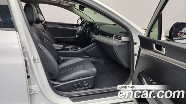 Kia K5 3세대 Prestige, 2020 11