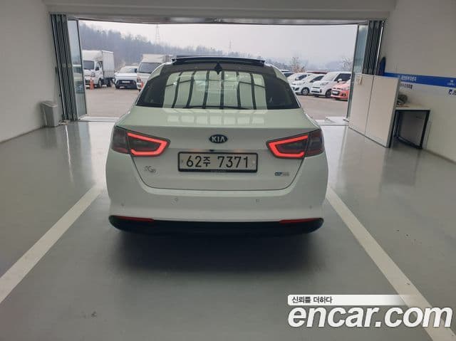 Kia K5 гибрид Prestige, 2014 4