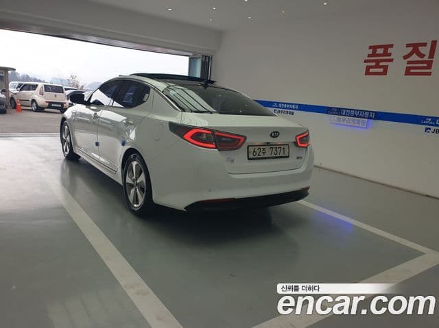 Kia K5 гибрид Prestige, 2014 6