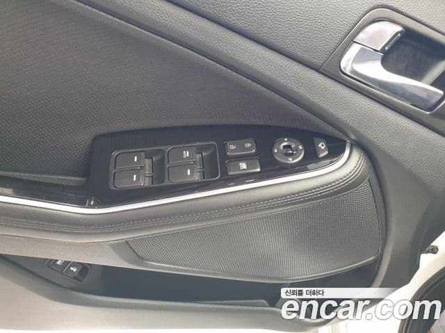 Kia K5 гибрид Prestige, 2014 12