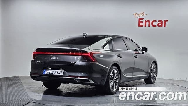 Kia K8 гибрид Signature, 2023 2