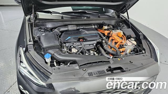 Kia K8 гибрид Signature, 2023 6