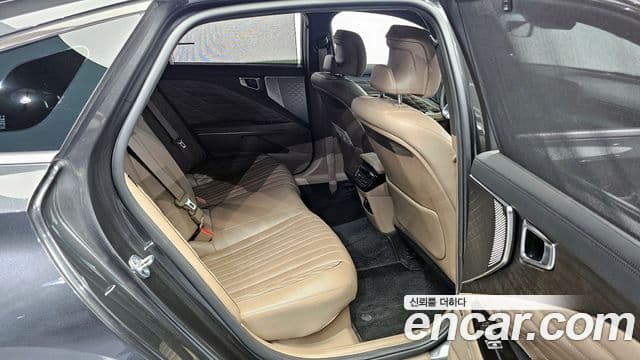 Kia K8 гибрид Signature, 2023 12