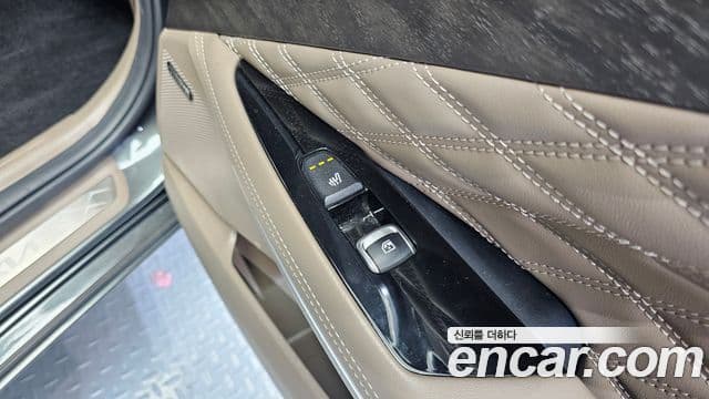 Kia K8 гибрид Signature, 2023 19