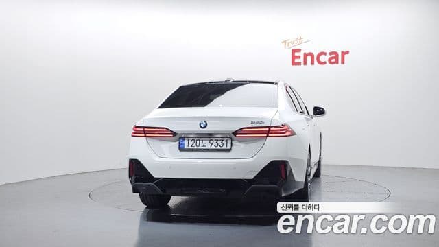 BMW 5시리즈 (G60) 520i M Sport, 2024 4