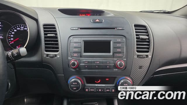 Kia K3 Luxury, 2013 14