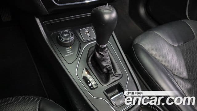 Jeep Cherokee(KL) 2.4 Longitude high AWD, 2019 9