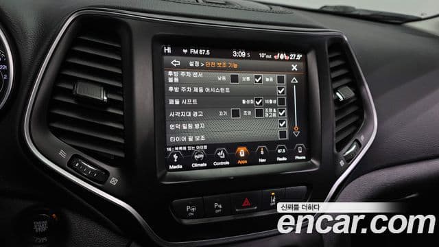 Jeep Cherokee(KL) 2.4 Longitude high AWD, 2019 16