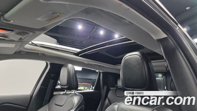 Jeep Cherokee(KL) 2.4 Longitude high AWD, 2019 19