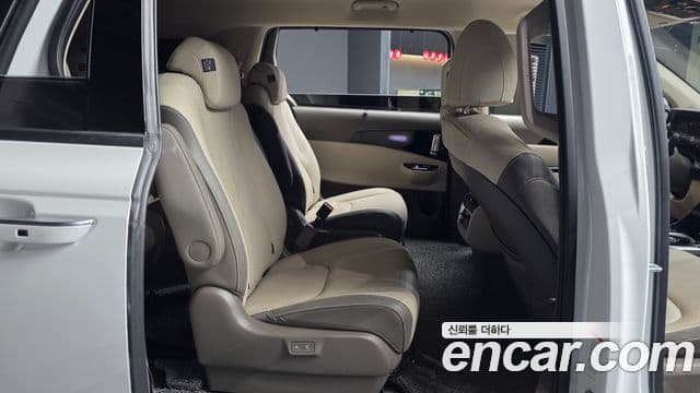 Kia Carnival 4세대 Signature, 2023 12