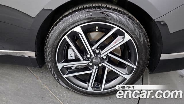 Genesis G80 (RG3) бензин 2.5 турбо AWD, 2025 все фото