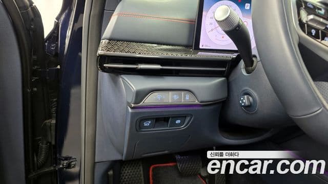 Genesis GV80 купе, 2024 16