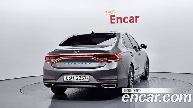 Hyundai Grandeur IG гибрид Special, 2018 4
