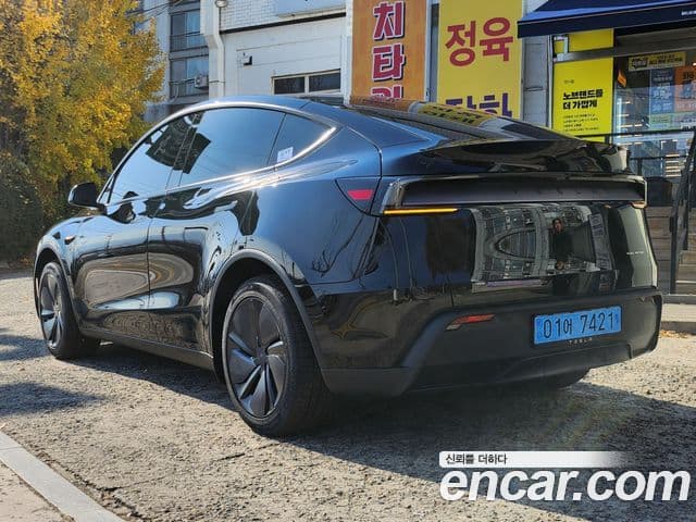 Tesla модель Y Long Range AWD, 2025 все фото