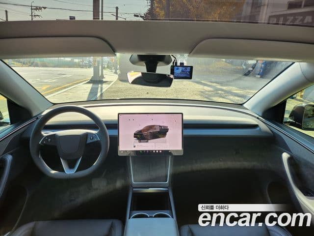 Tesla модель Y Long Range AWD, 2025 15