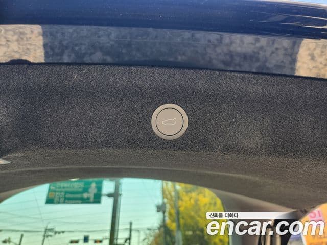 Tesla модель Y Long Range AWD, 2025 18