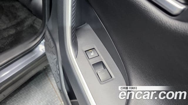 Toyota RAV4 5세대 2.5 4WD гибрид LTD, 2024 20