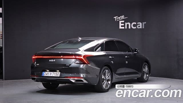Kia K8 гибрид Noblesse, 2022 2