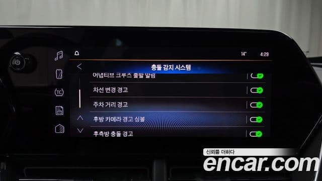 Chevrolet(GM대우) Trax кроссовер 1.2 RS, 2025 16