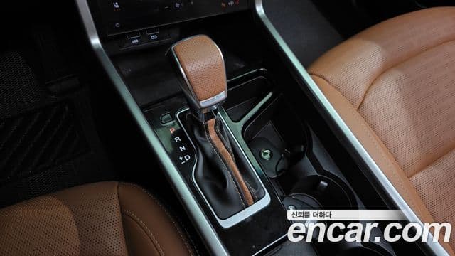 KG모빌리티(SsangYong) Torres T7, 2024 9