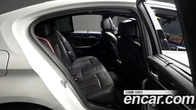 BMW 5시리즈 (G30) 520i M Sport, 2022 12