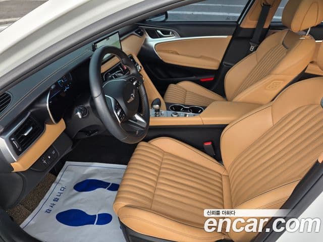 Genesis The / новый New G70, 2021 9