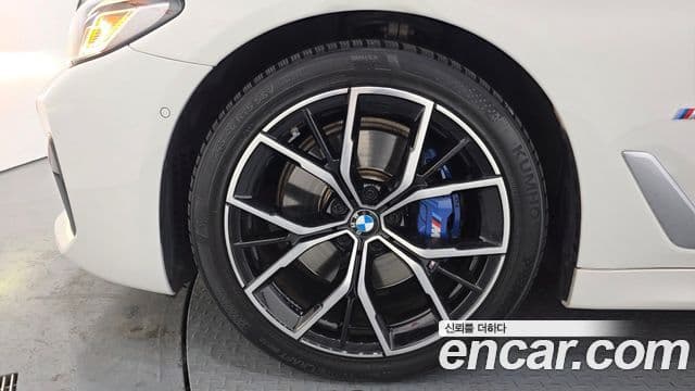 BMW 5시리즈 (G30) 530i M Sport, 2022 все фото
