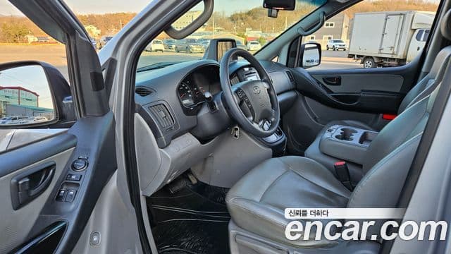 Hyundai Grand Starex CVX Deluxe, 2014 10