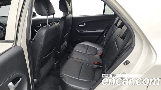 Kia The / новый New Morning Luxury, 2016 12