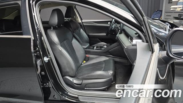 Kia K5 гибрид 3세대 Trendy, 2022 12