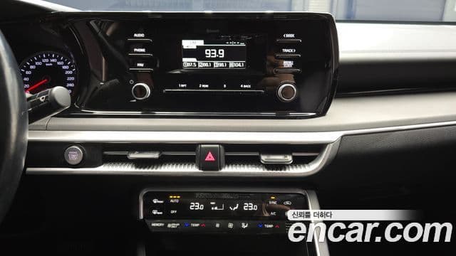 Kia K5 гибрид 3세대 Trendy, 2022 17