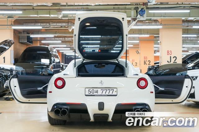 Ferrari F12 베를리네타, 2014 все фото