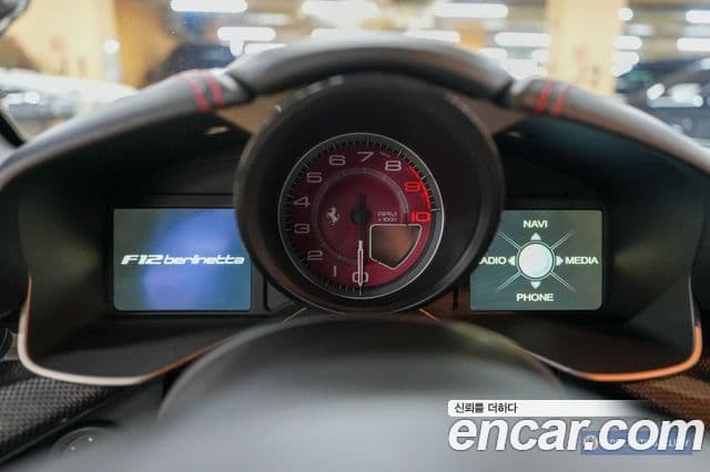 Ferrari F12 베를리네타, 2014 8