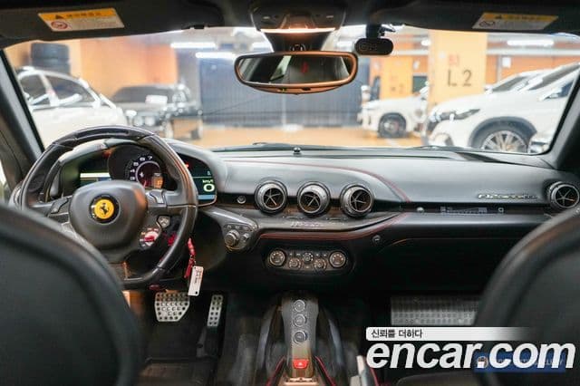 Ferrari F12 베를리네타, 2014 10