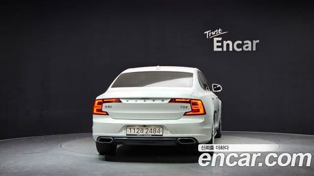 Volvo S90 T5 Inscription, 2019 4