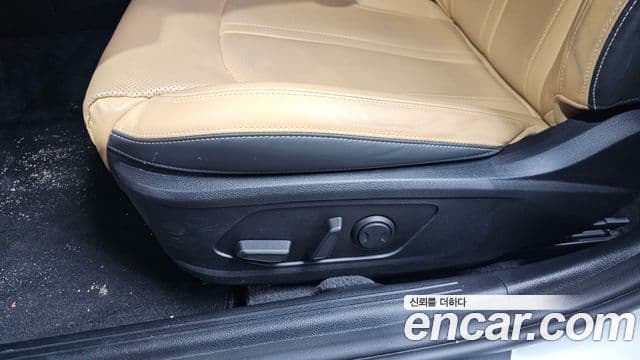 Kia K5 гибрид 3세대 Prestige, 2023 17