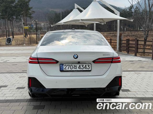 BMW 5시리즈 (G60) 520i M Sport, 2024 4