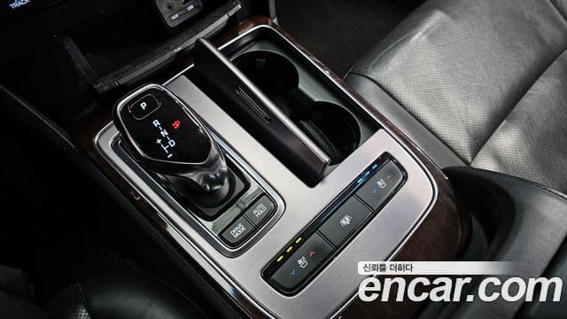 Hyundai Equus(новый кузов / новое поколение) Modern, 2015 9