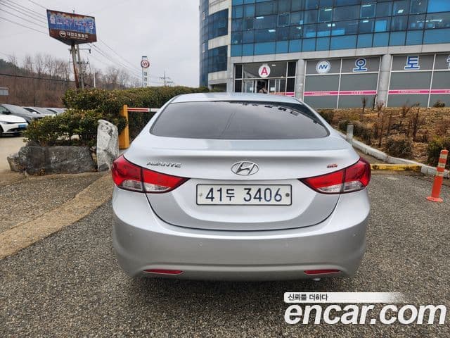 Hyundai Avante MD M16 GDI Smart, 2013 4