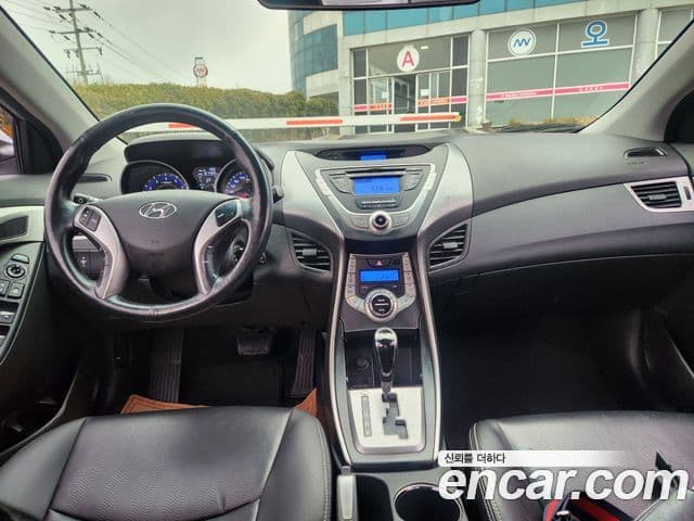 Hyundai Avante MD M16 GDI Smart, 2013 14