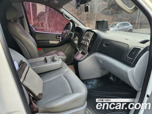 Hyundai Grand Starex CVX Luxury, 2012 12