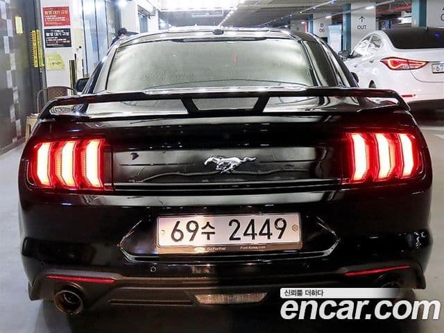 Ford Mustang купе, 2018 все фото