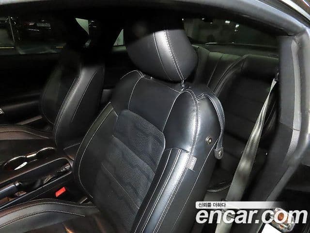 Ford Mustang купе, 2018 7