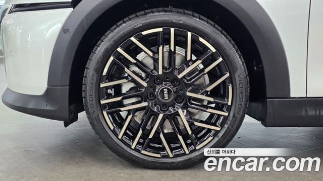 Mini Cooper S 4세대 favored, 2025 все фото