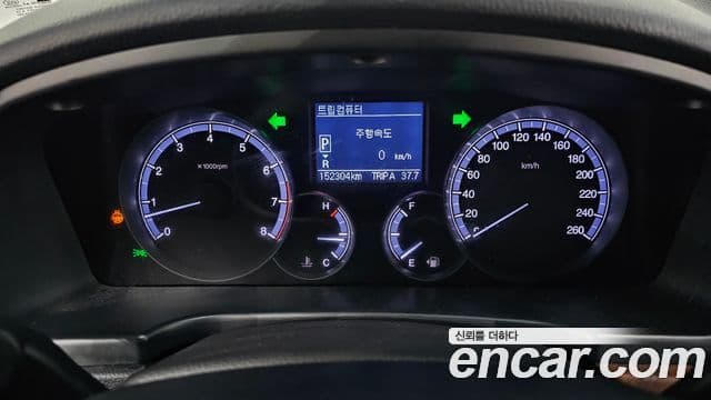 KG모빌리티(SsangYong) Chairman H New Classic 600S коричневый Edition, 2013 8