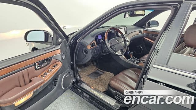 KG모빌리티(SsangYong) Chairman H New Classic 600S коричневый Edition, 2013 11