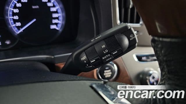 KG모빌리티(SsangYong) Chairman H New Classic 600S коричневый Edition, 2013 17